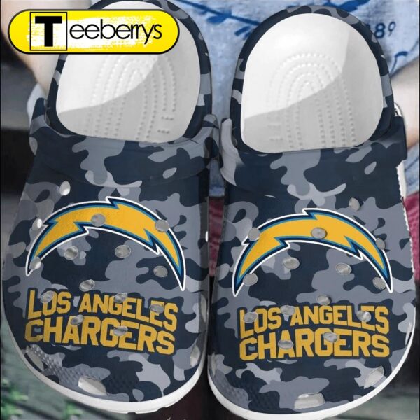 Footwearmerch NFL Los Angeles Chargers Football Comfortable  Shoes Clogs For Men Women