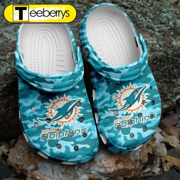 Footwearmerch NFL Miami Dolphins Football   Clogs Shoes Comfortable For Men Women