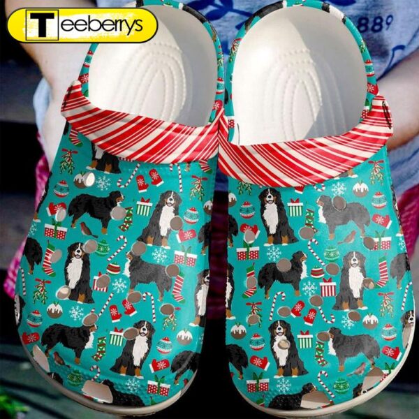 Bernese Mountain Christmas Pattern  Clog Shoes