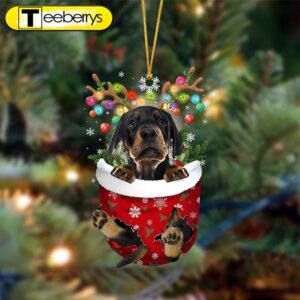 Dobermann Pinscher-In Christmas Pocket Two…