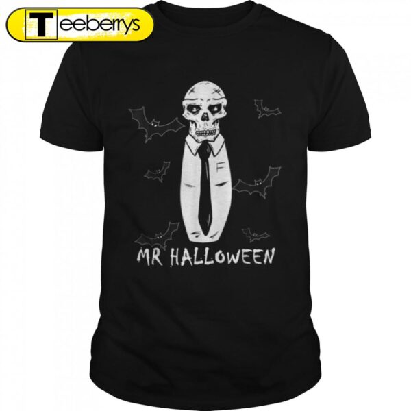 Skeleton Bones Throne Funny Halloween T-Shirt